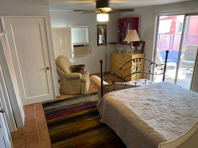 Historic Mid-town 2 bedroom  house 1800/mo all utilities included - Photo 3