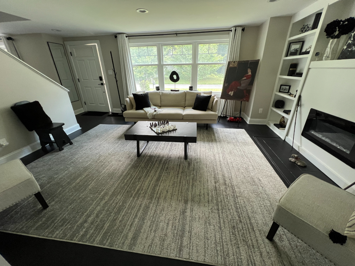 Cozy Designer Cape Cod 3 Bed Room 2 Bath Cottage Charm - Photo 1
