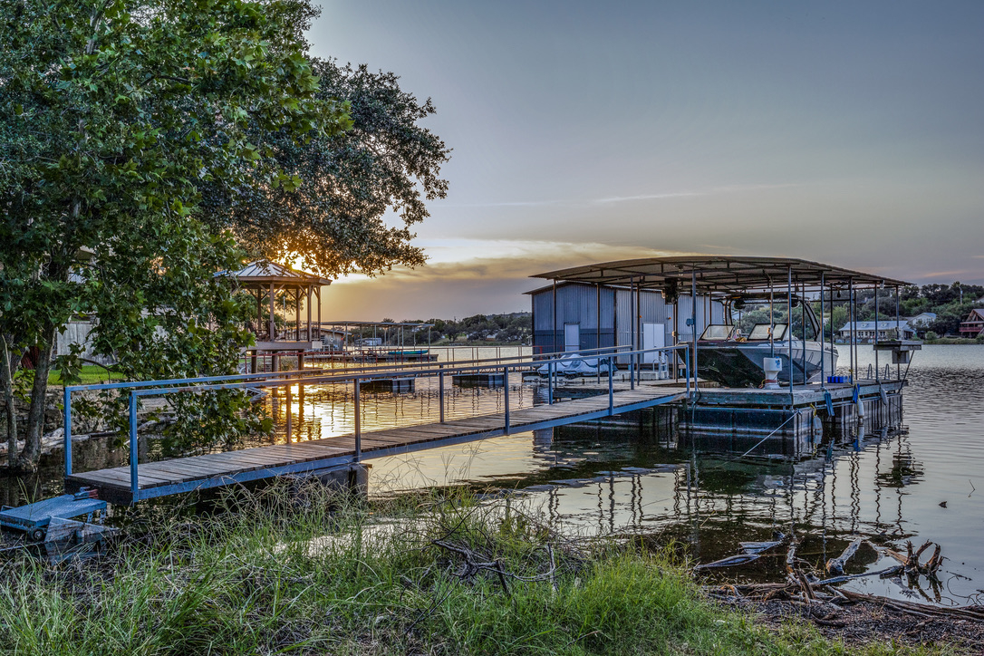 Lakefront Modern Farmhouse W/Heated Pool, Unreal Views. - Photo 7