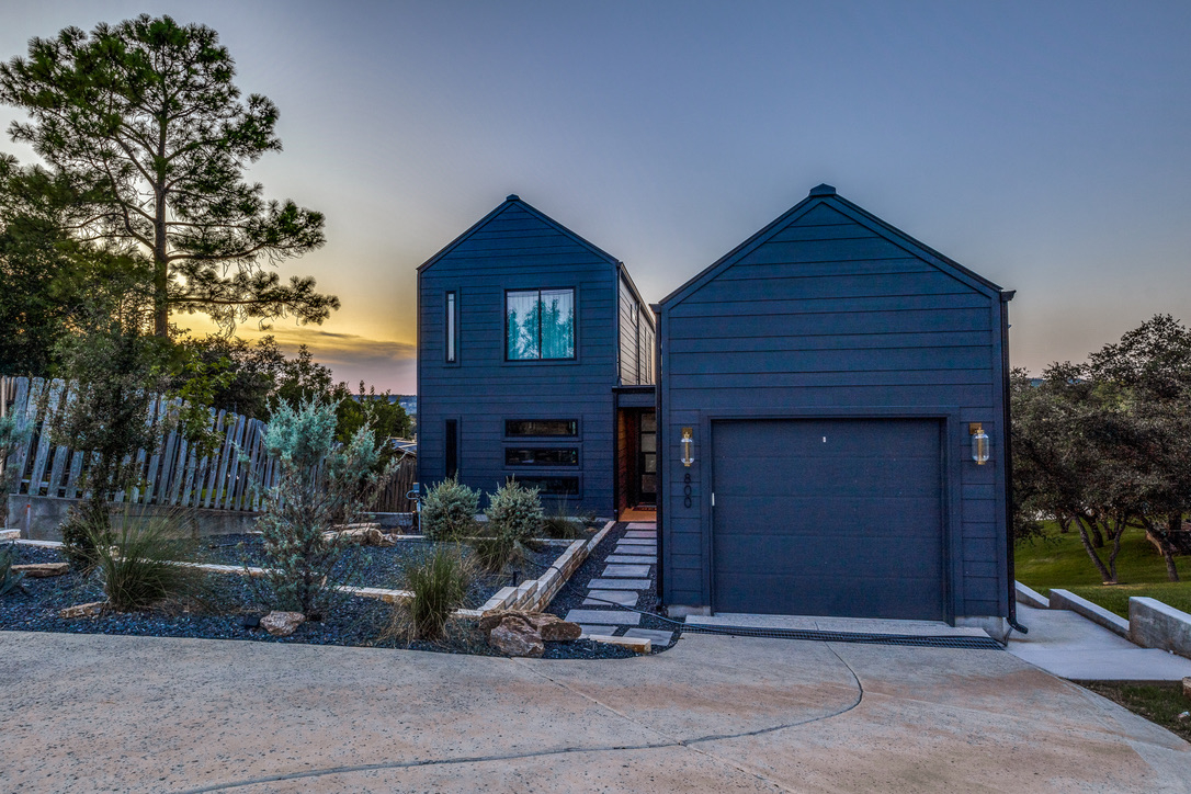 Lakefront Modern Farmhouse W/Heated Pool, Unreal Views. - Photo 3