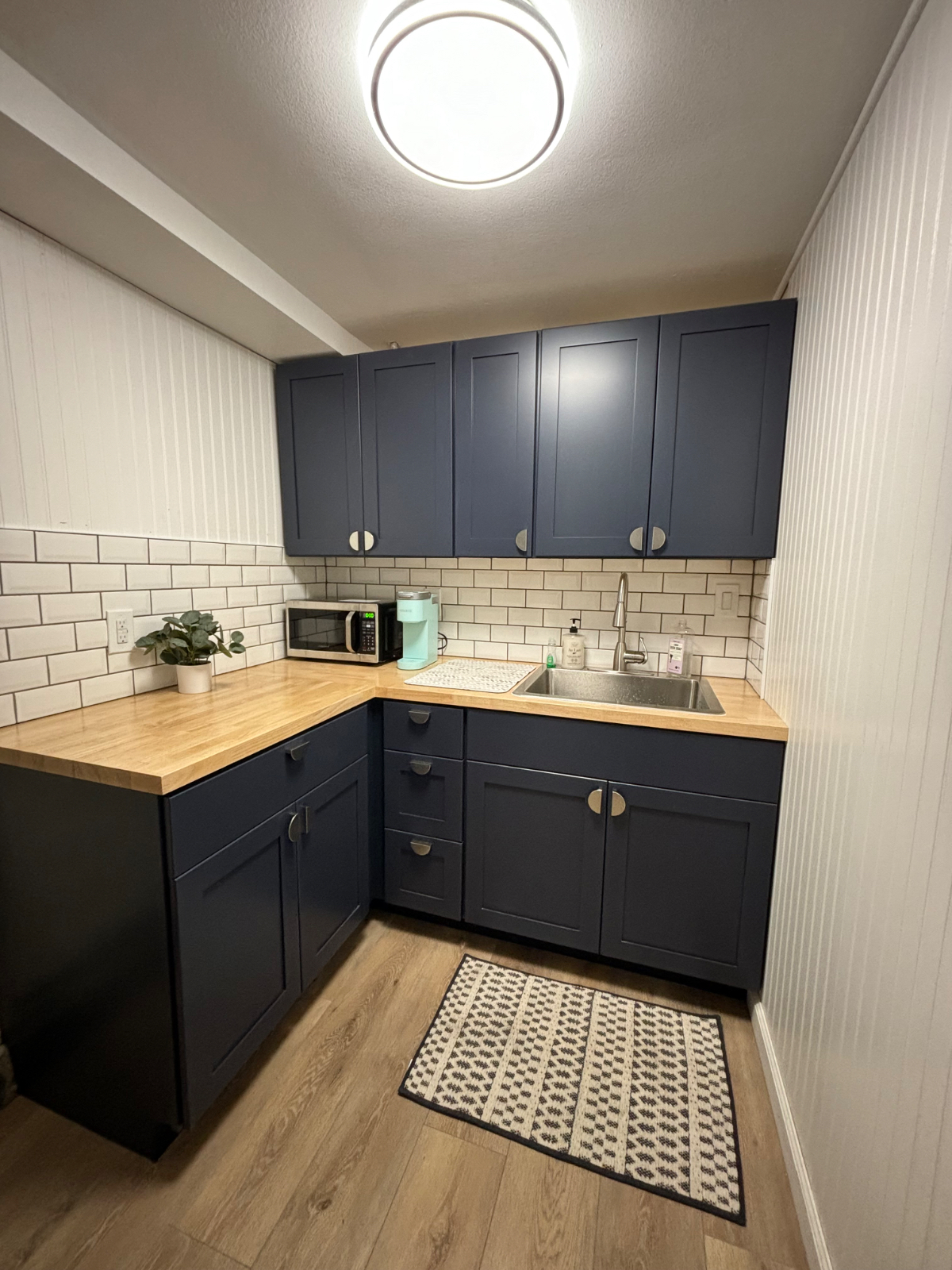 Private Studio with Kitchen - Photo 1