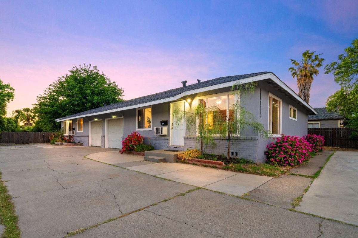 Convenient with everyday access to major employers, schools, and transit routes, duplex each with 2 spacious bedrooms, 1 full... - Photo 3