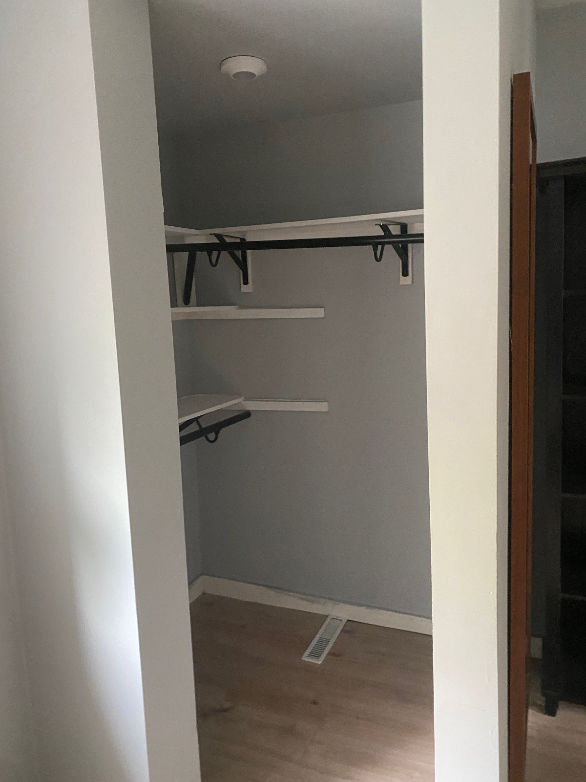 Fully Furnished One Bedroom Apartment 304-283-6690 - Photo 3