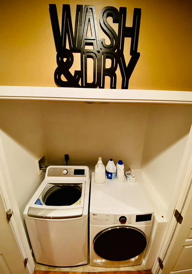Batavia Premium Rentals - Photo 9