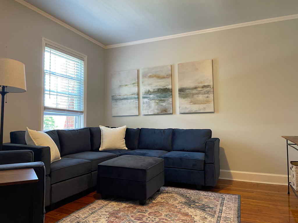 Charming 1 BR/1BA with Den/Office - Photo 1