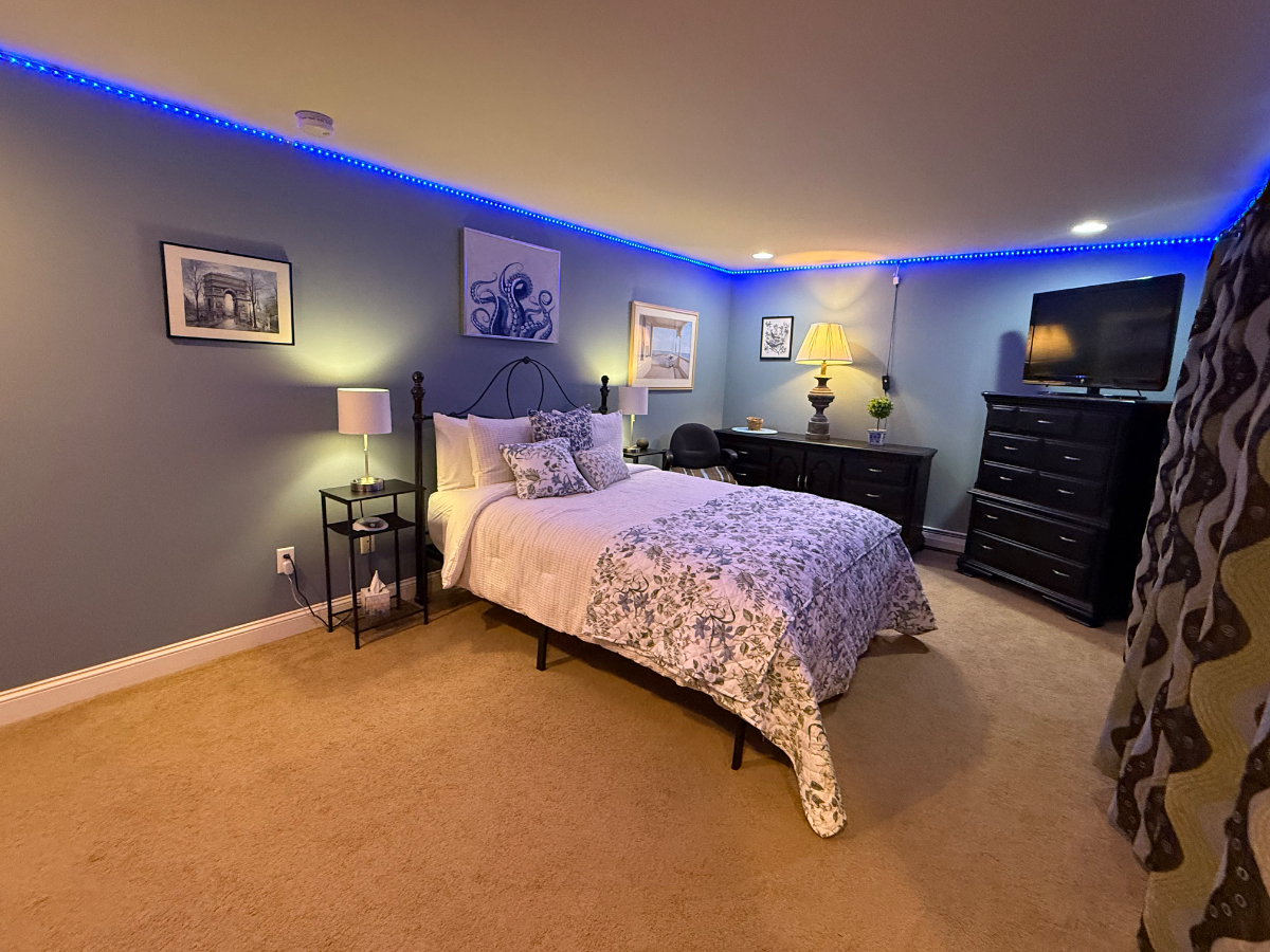 Excellent Rental with over 1000sq feet of living space and privacy - Photo 8