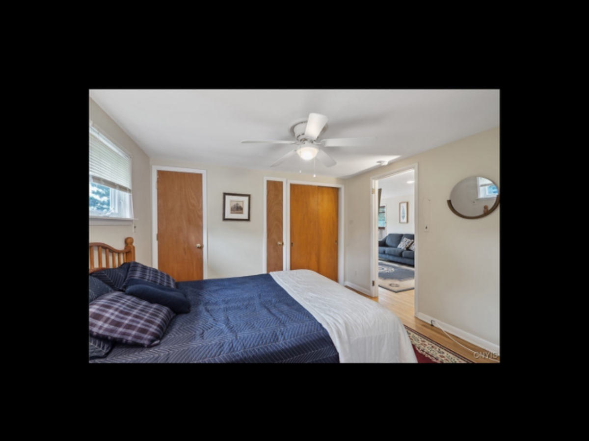 Cozy One Bedroom House - Photo 1