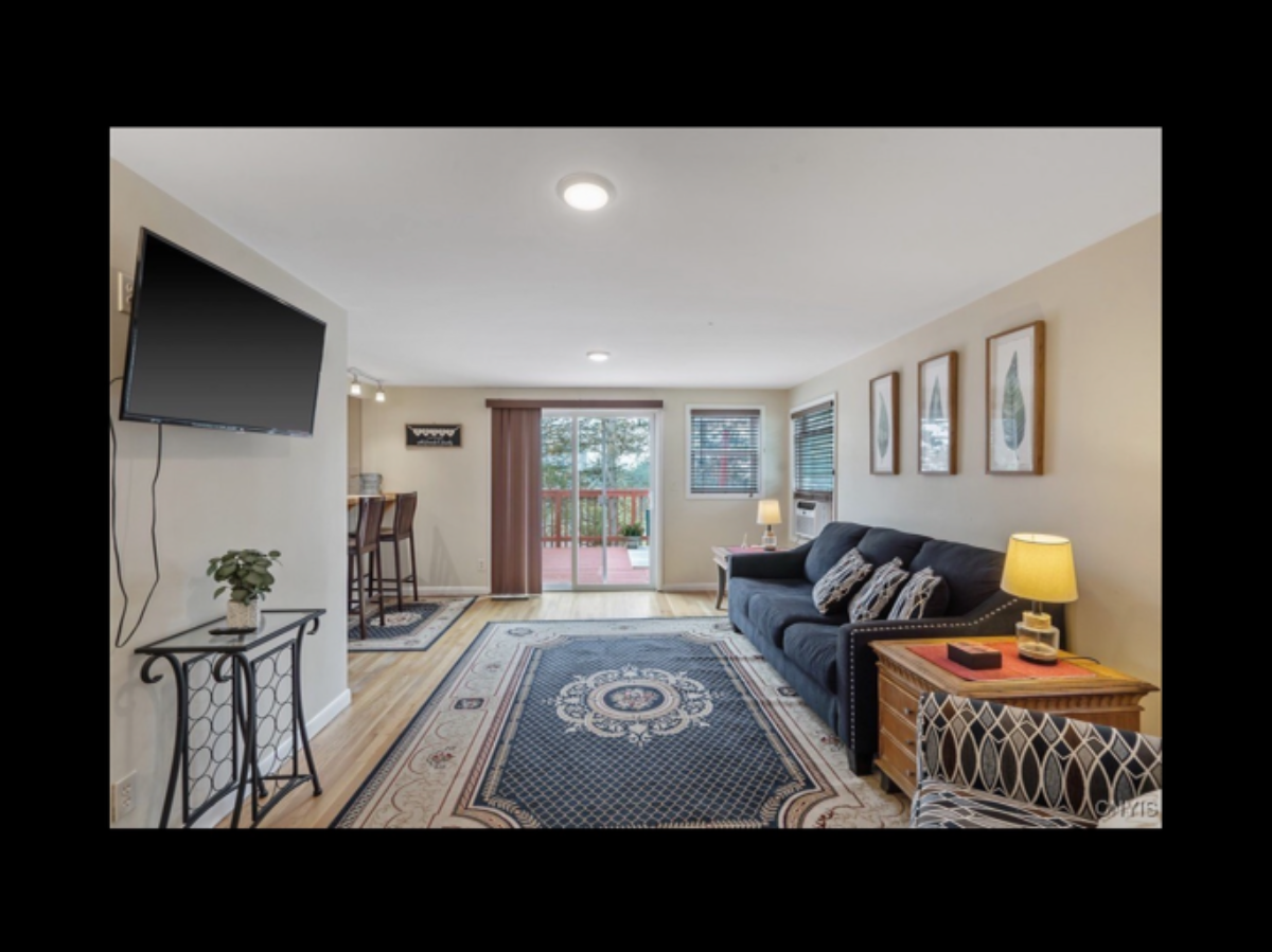 Cozy One Bedroom House - Photo 7