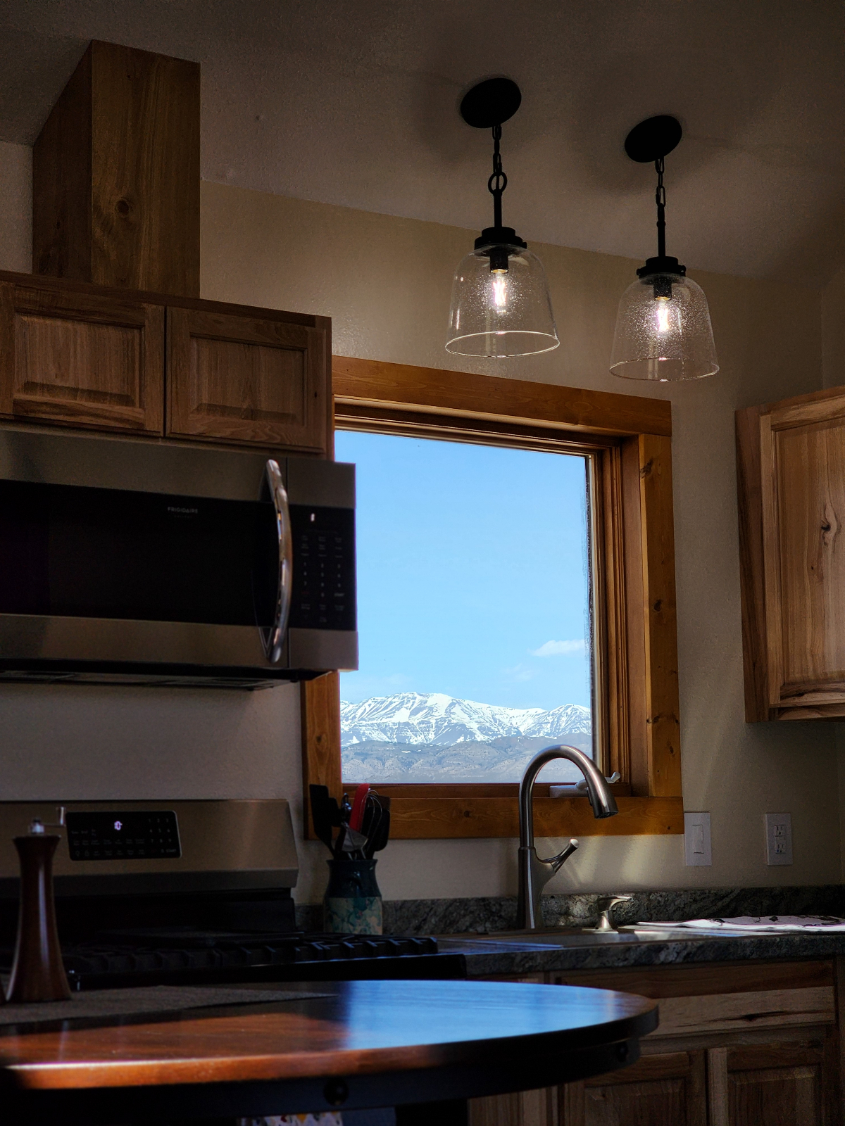 Country Living, in Cody - Photo 4