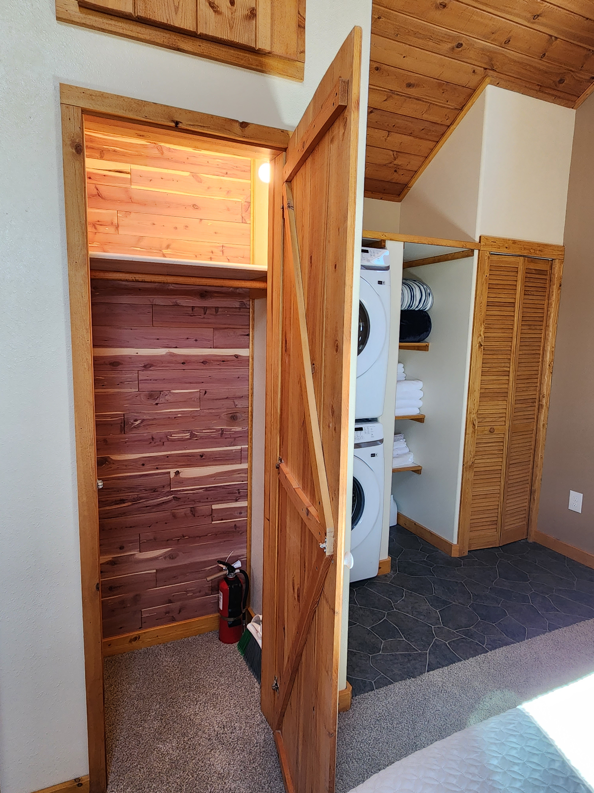 Country Living, in Cody - Photo 5