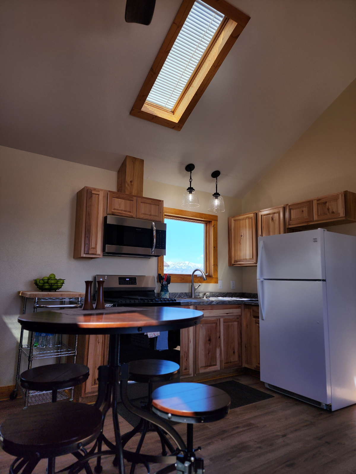 Country Living, in Cody - Photo 7