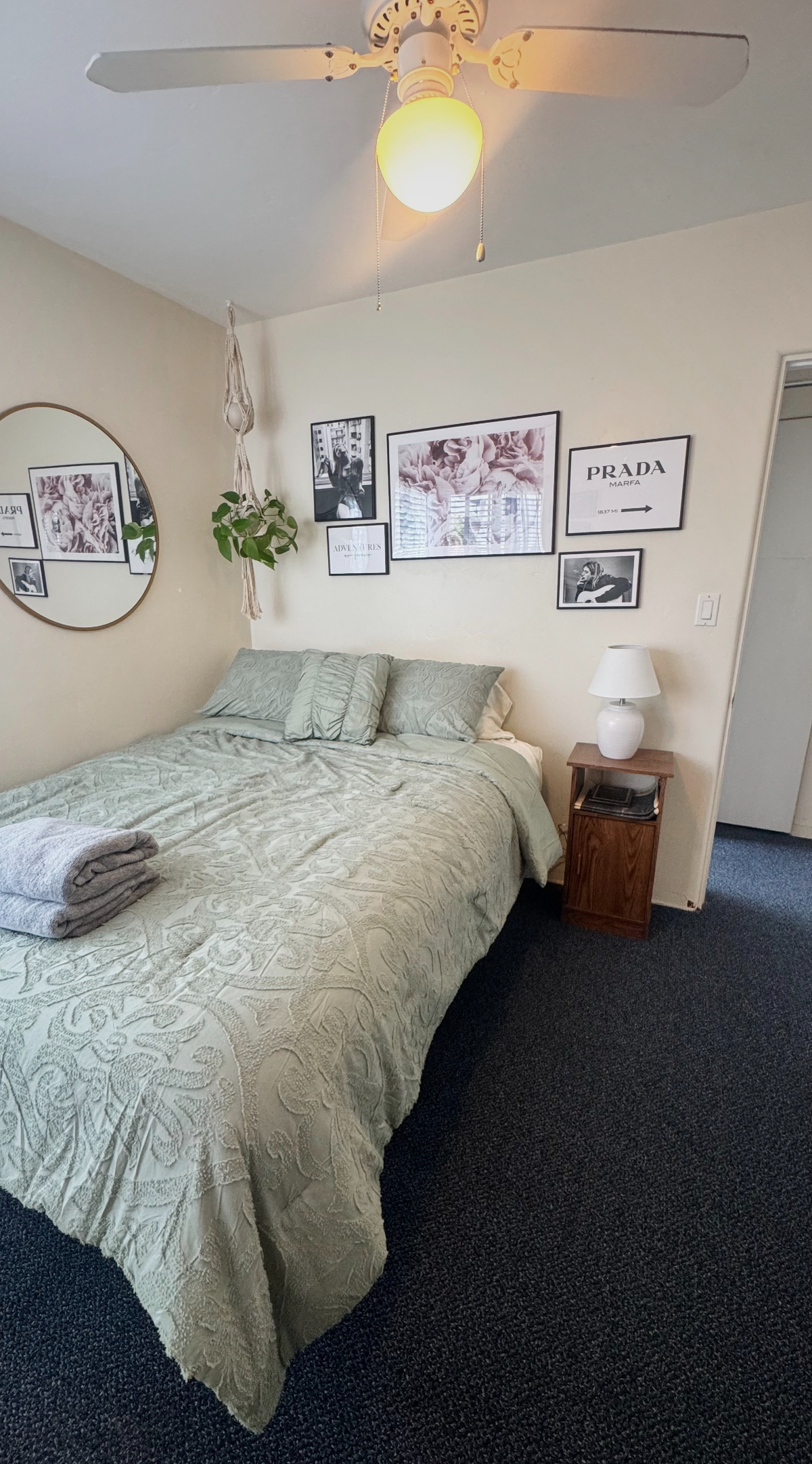 Beach Cottage - 2 Blocks from Ocean, Walk to Food, Store, Shops - Photo 2