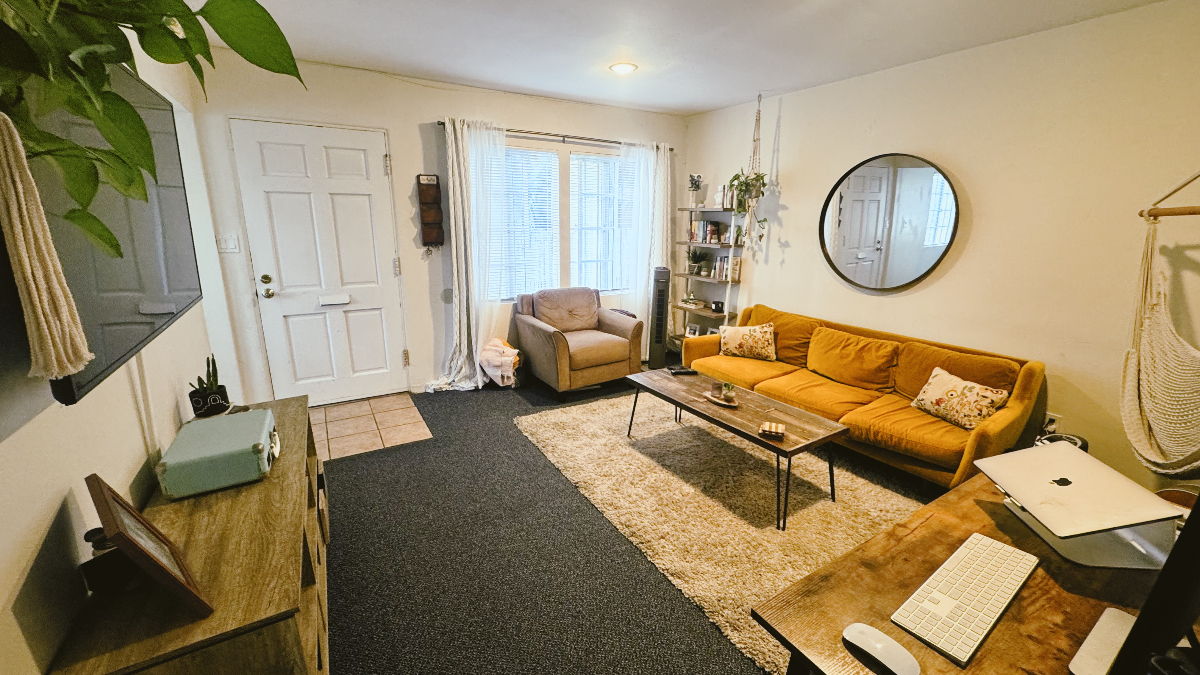 Beach Cottage - 2 Blocks from Ocean, Walk to Food, Store, Shops - Photo 3