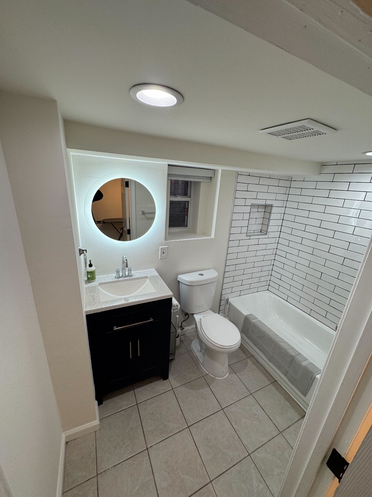 Rare Find 1-Bedroom with Separate Living, Dining & Guest Sleeper. - Photo 9