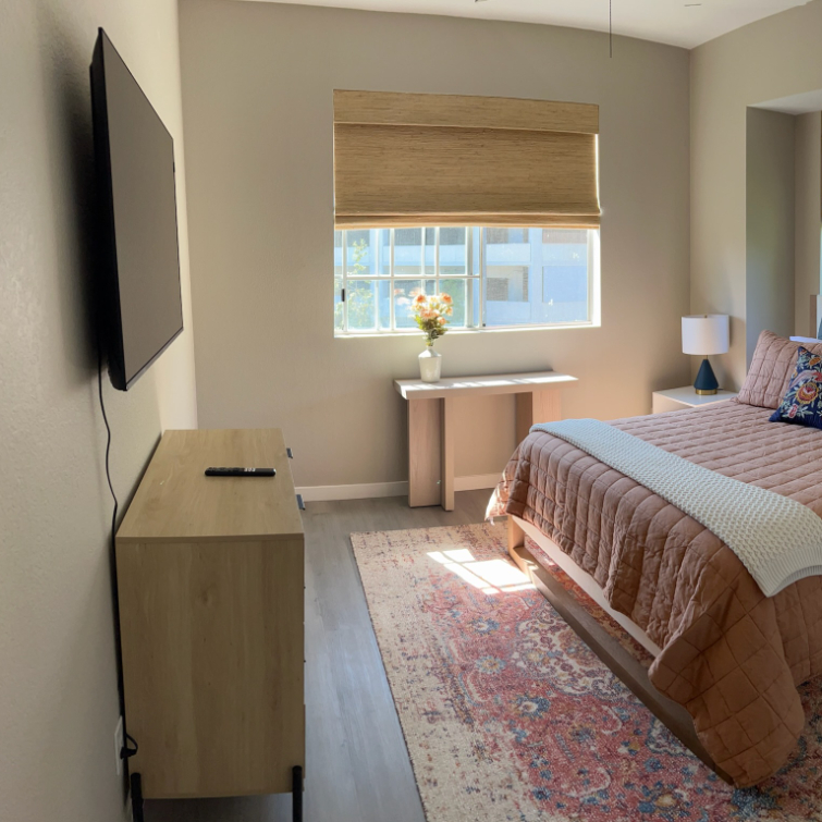 Traveling Nurse, Medical professionals dream - close to UCSD & Scripps in Hillcrest, CA - Photo 2