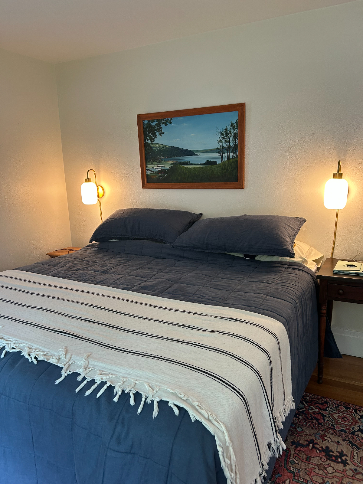 Charming Castle Heights Fully Renovated 1930s Home with 3BR/2.5BA Awaits You - Photo 10