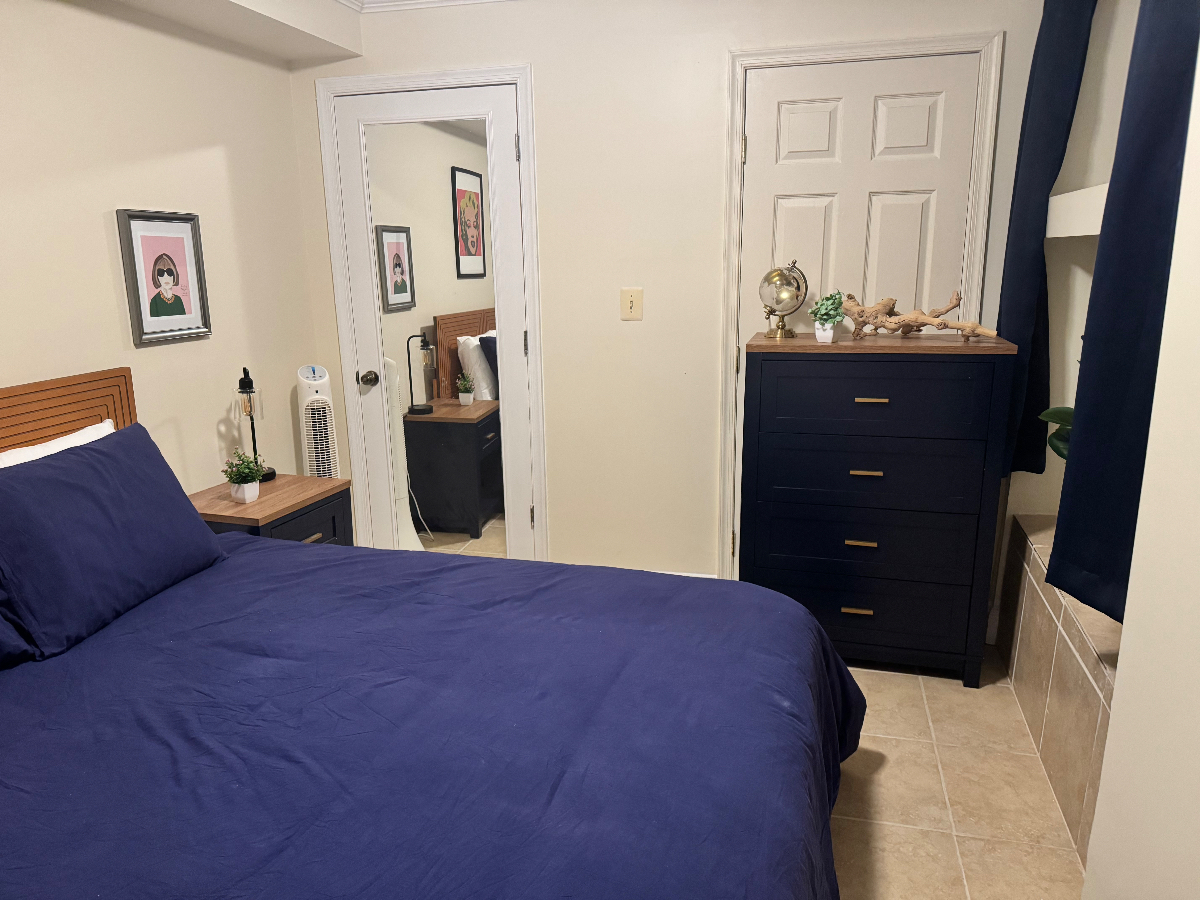 Chic Urban Two Bedroom Apt - Photo 2