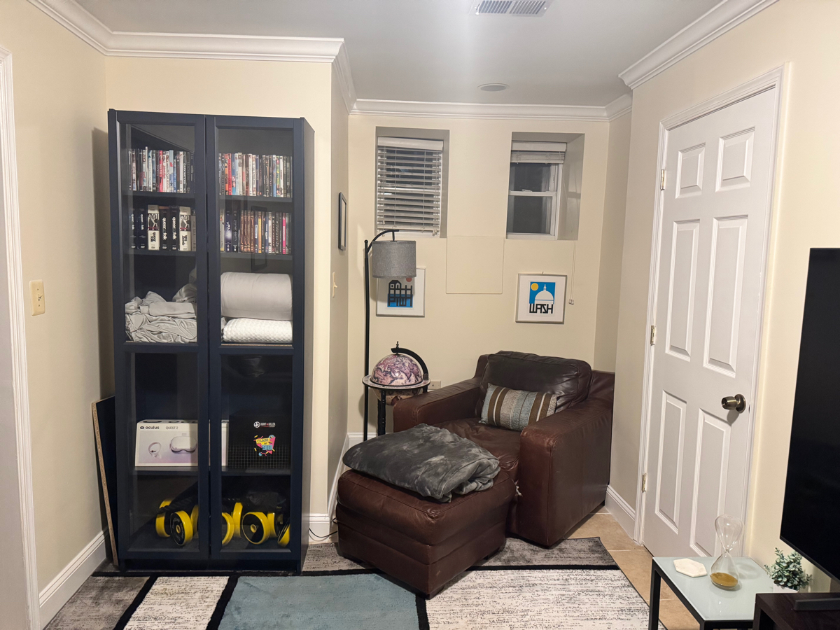 Chic Urban Two Bedroom Apt - Photo 8