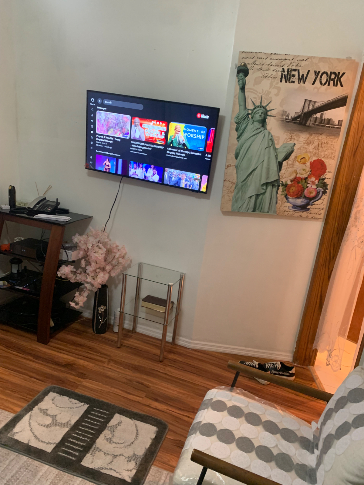 Ijay beautiful home in Brooklyn near major hospitals and train stations. - Photo 5