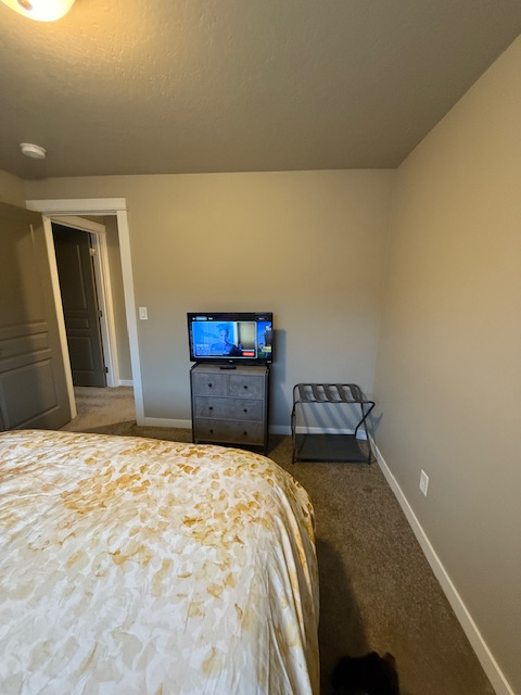 Peaceful room and large bath. - Photo 4