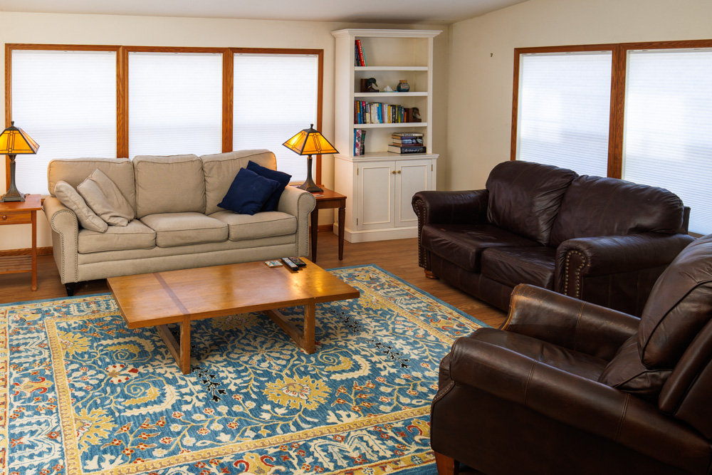 Spacious 3BR/2BA Hilltop Retreat with Stunning Views - Perfect for Travel Nurses & Professionals - Photo 5