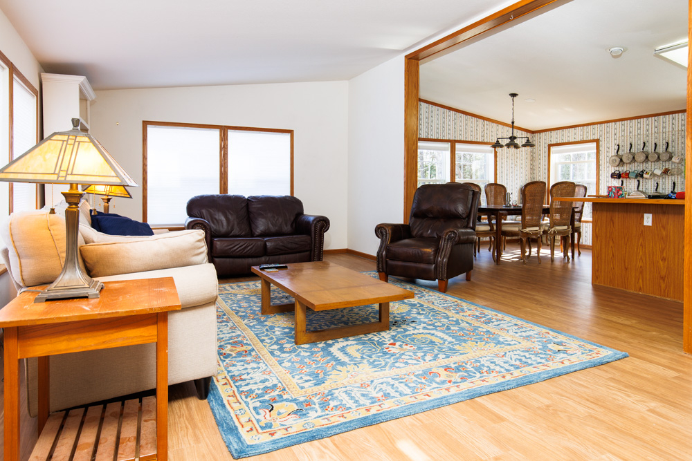 Spacious 3BR/2BA Hilltop Retreat with Stunning Views - Perfect for Travel Nurses & Professionals - Photo 4