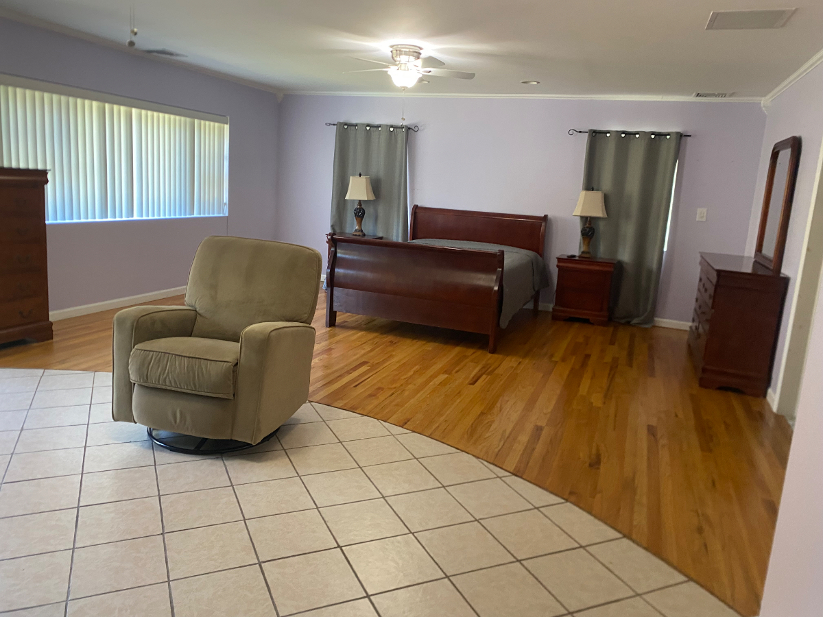 Spacious Private Suite Ideal for Traveling Nurses & Professionals - Photo 7