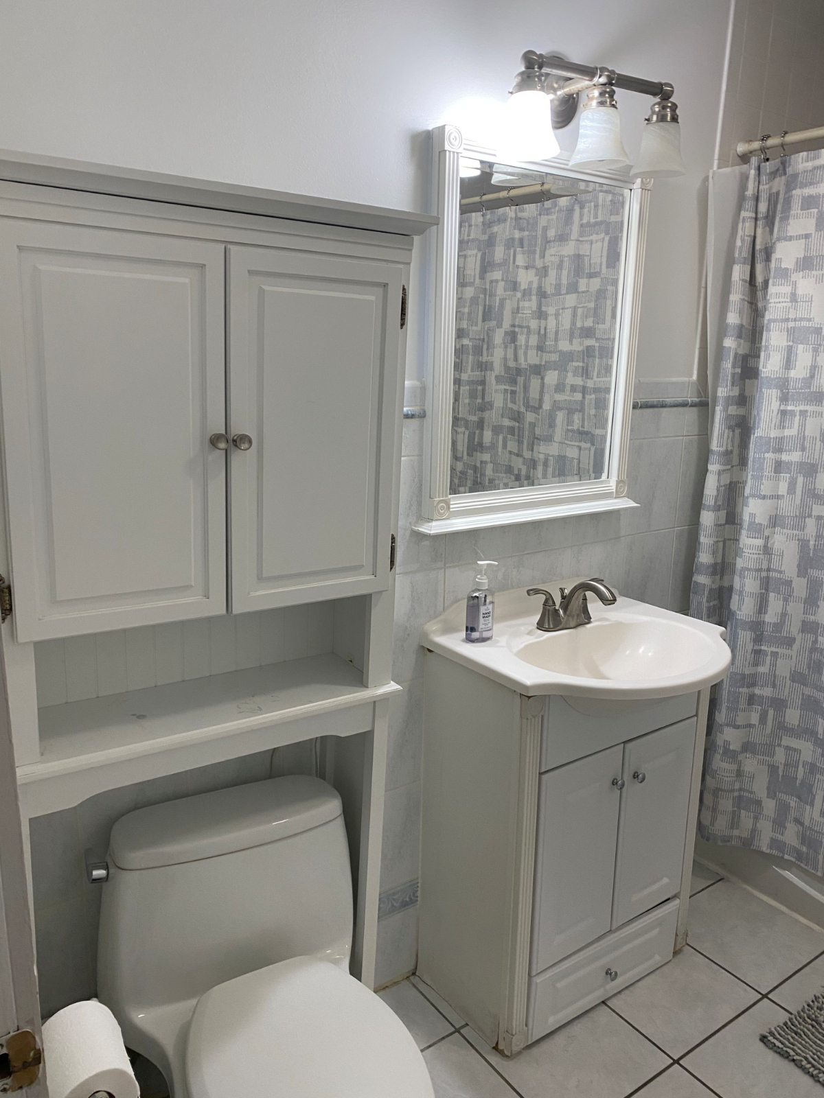 Spacious Private Suite Ideal for Traveling Nurses & Professionals - Photo 4