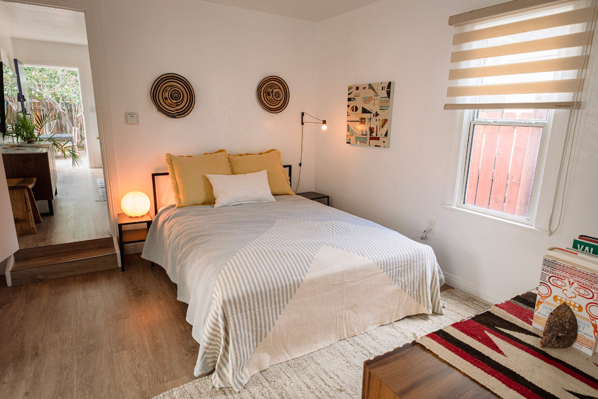 Peaceful casita 1b/1b w/ yard. Mid Wilshire, Beverly Hills, Koreatown - Photo 4