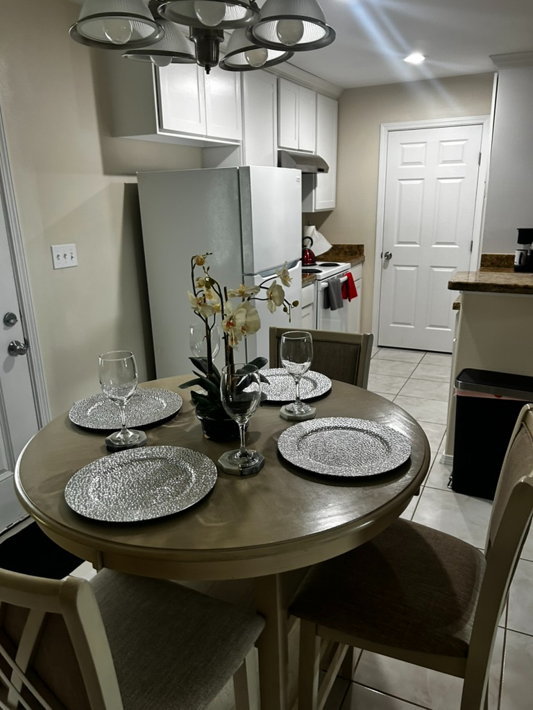 COZY HOUSE NEAR LNG AND SPACE X - Photo 9