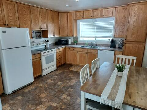 Charming Farmhouse close to Afton - Photo 5