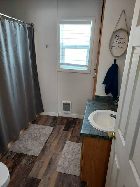 Charming Farmhouse close to Afton - Photo 10