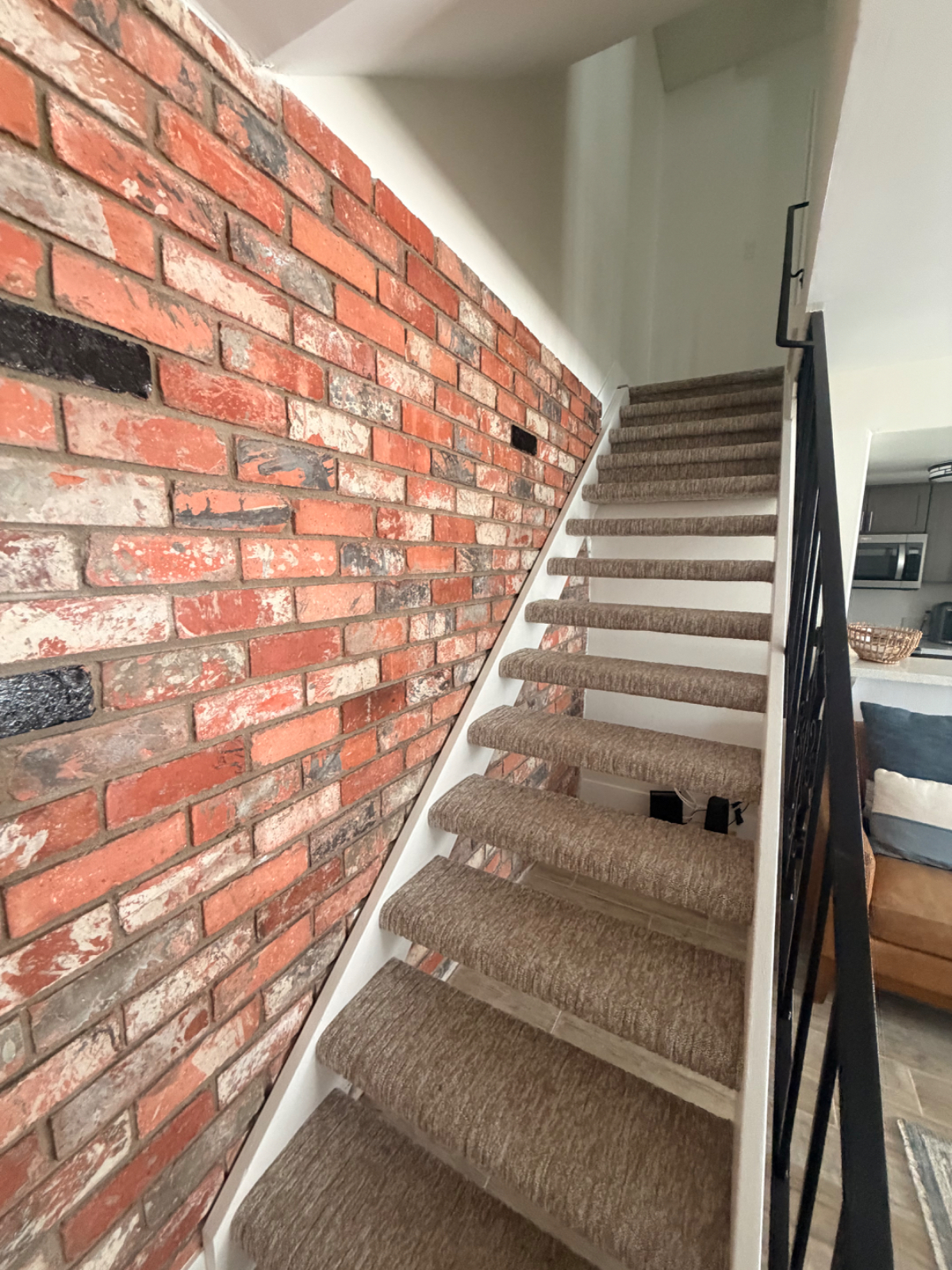 Furnished 2bedroom condo, close to sprouts & shops! - Photo 4