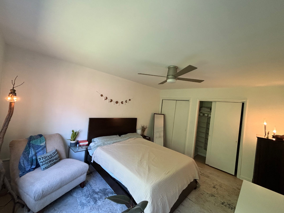 Bright, quiet, top floor 1Bed w/ Balcony  near Georgetown- Utilities Included - Photo 11