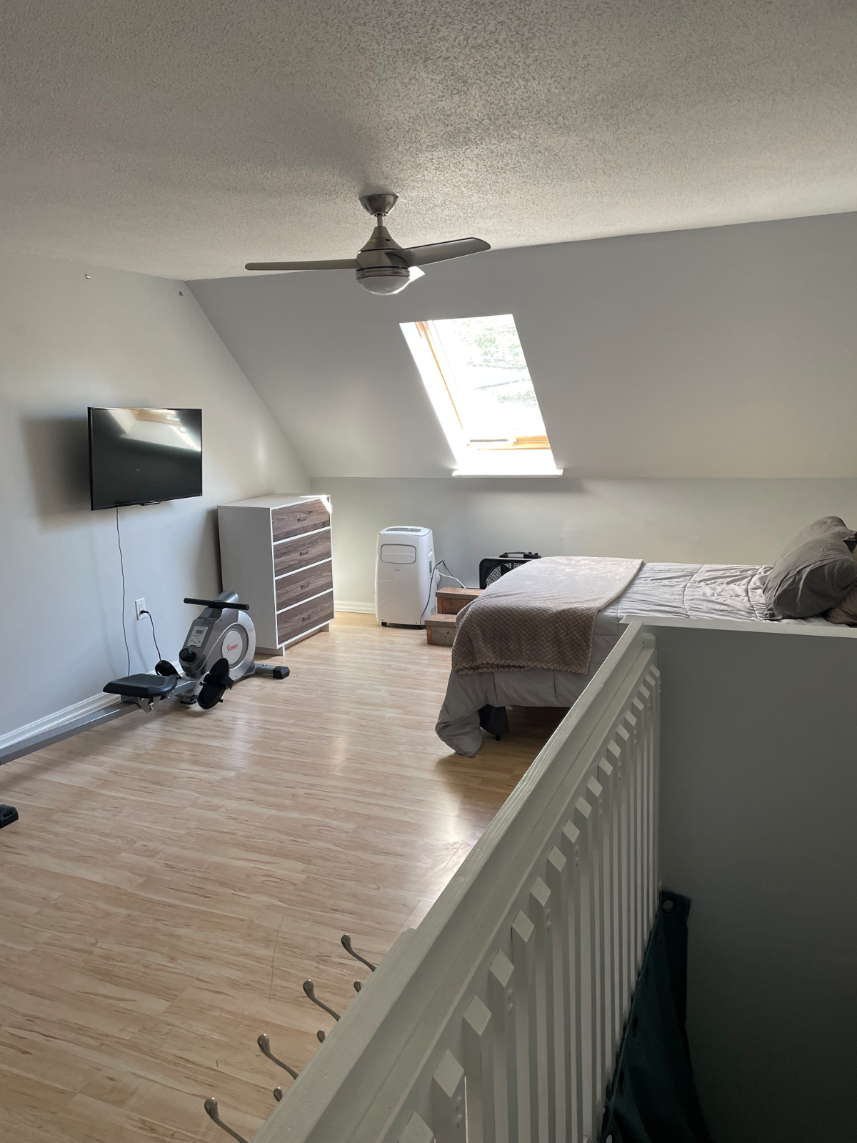 Burlington area townhouse in center of Chittenden County - Essex Junction - Photo 2