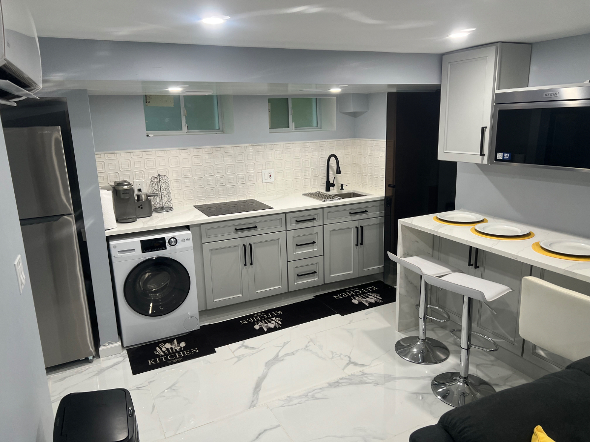 Newly Renovated  Unit-Designer-inspired living. - Photo 8
