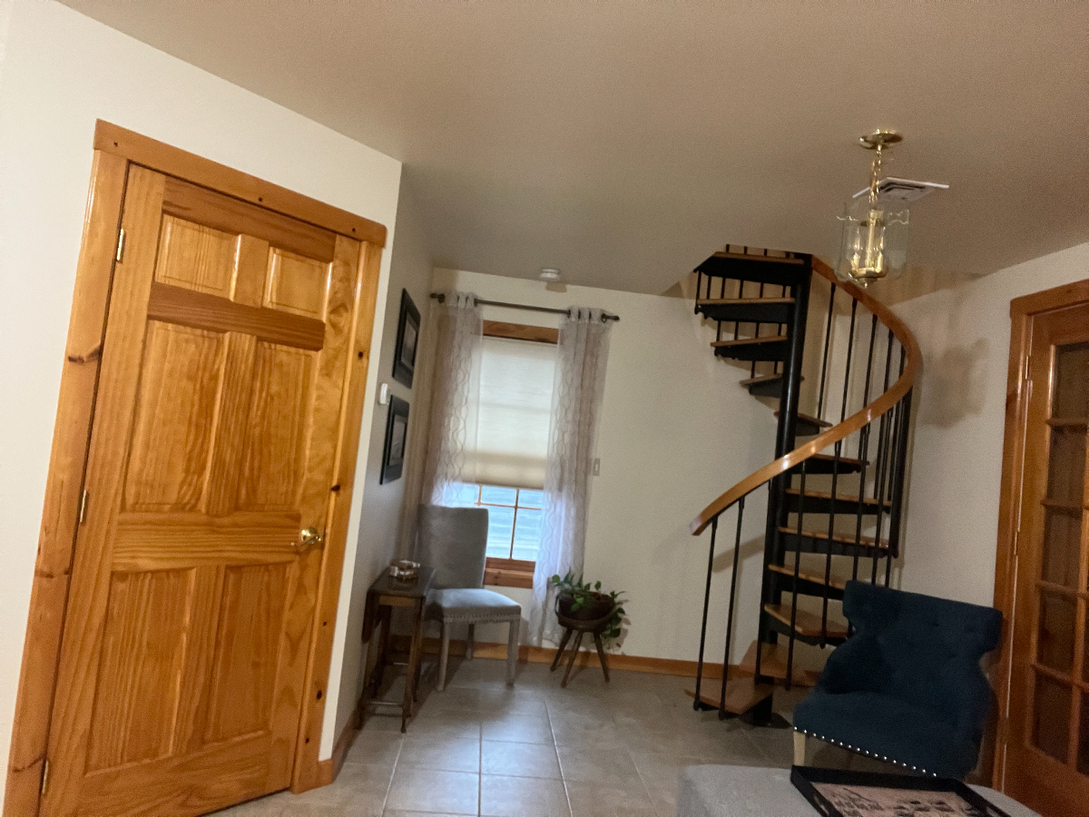 The Carriage House - Photo 6