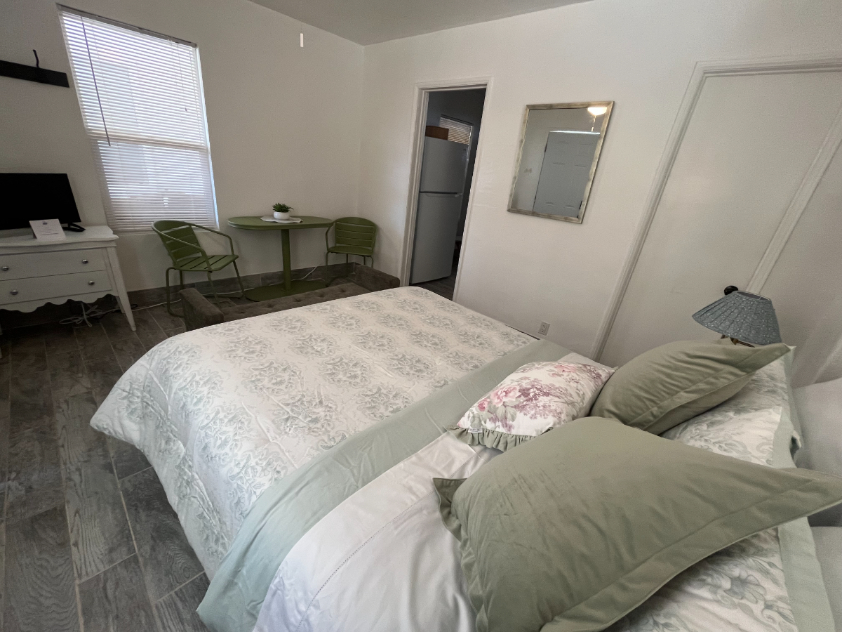 237 East Evans Road Unit 1 - Photo 4