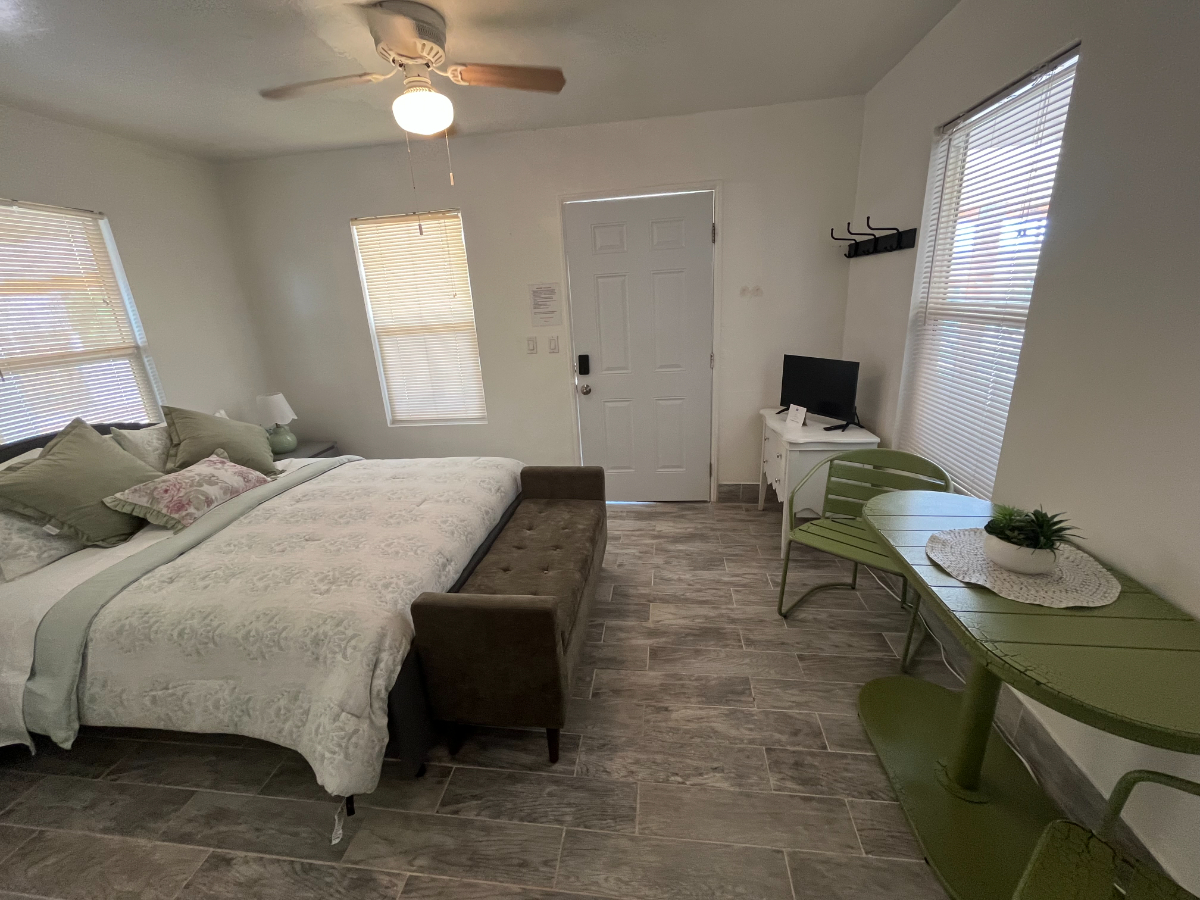 237 East Evans Road Unit 1 - Photo 1