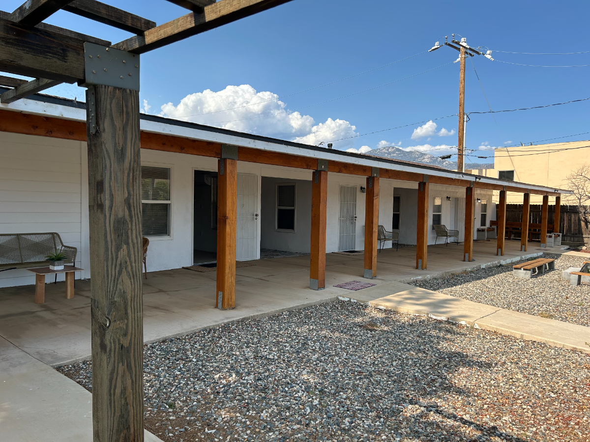 237 East Evans Road Unit 1 - Photo 2