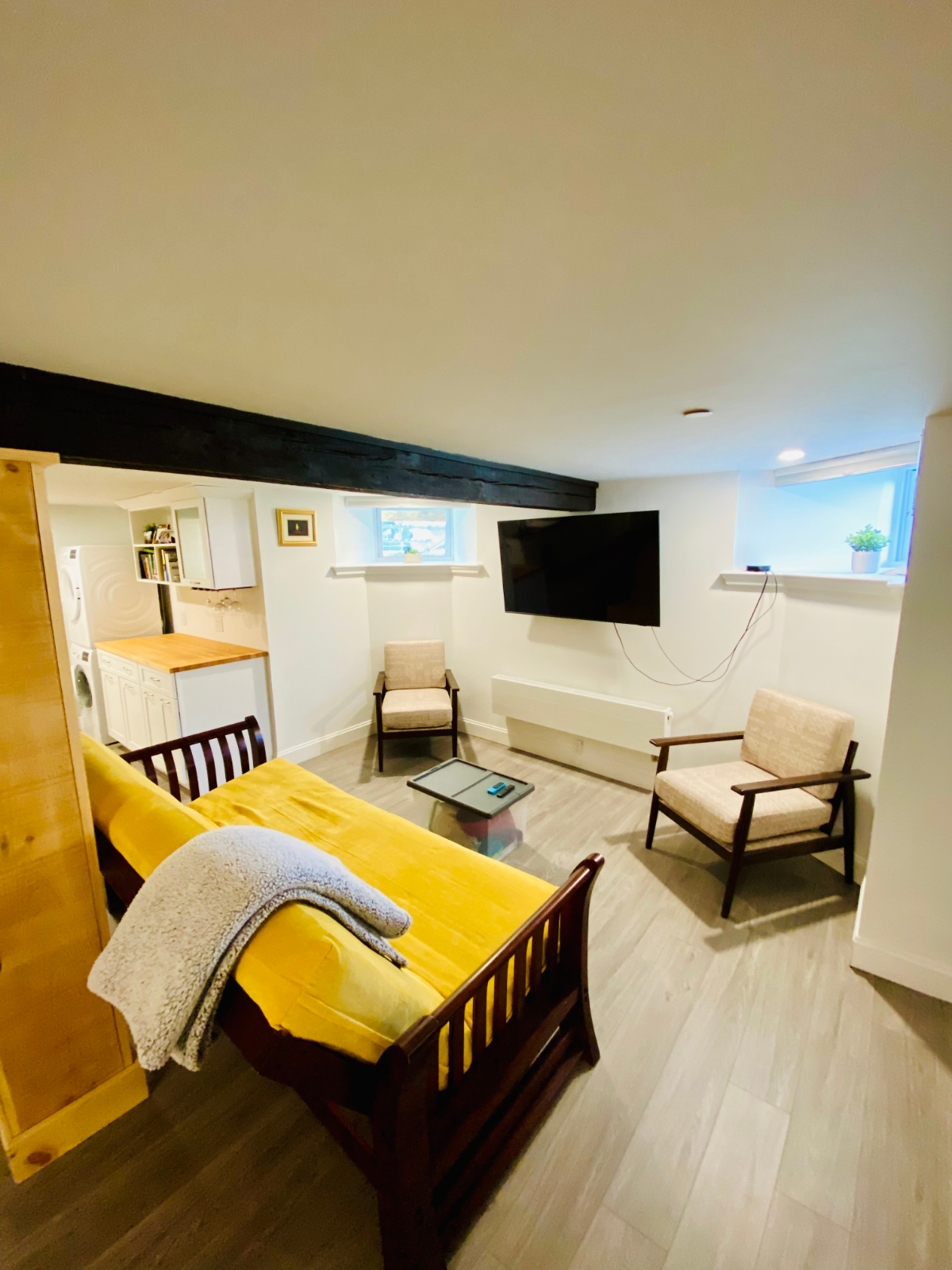 Newly remodeled 1 BED/1BATH (entire unit) - Photo 4
