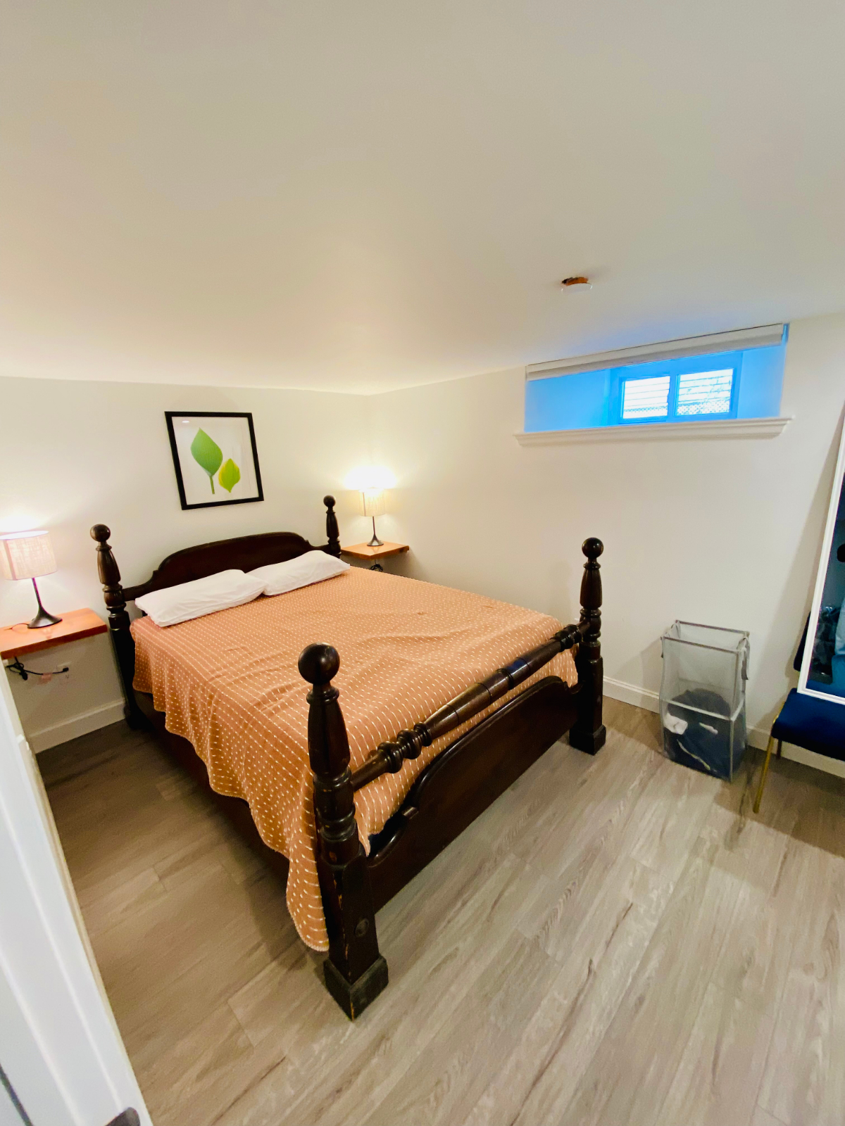 Newly remodeled 1 BED/1BATH (entire unit) - Photo 2