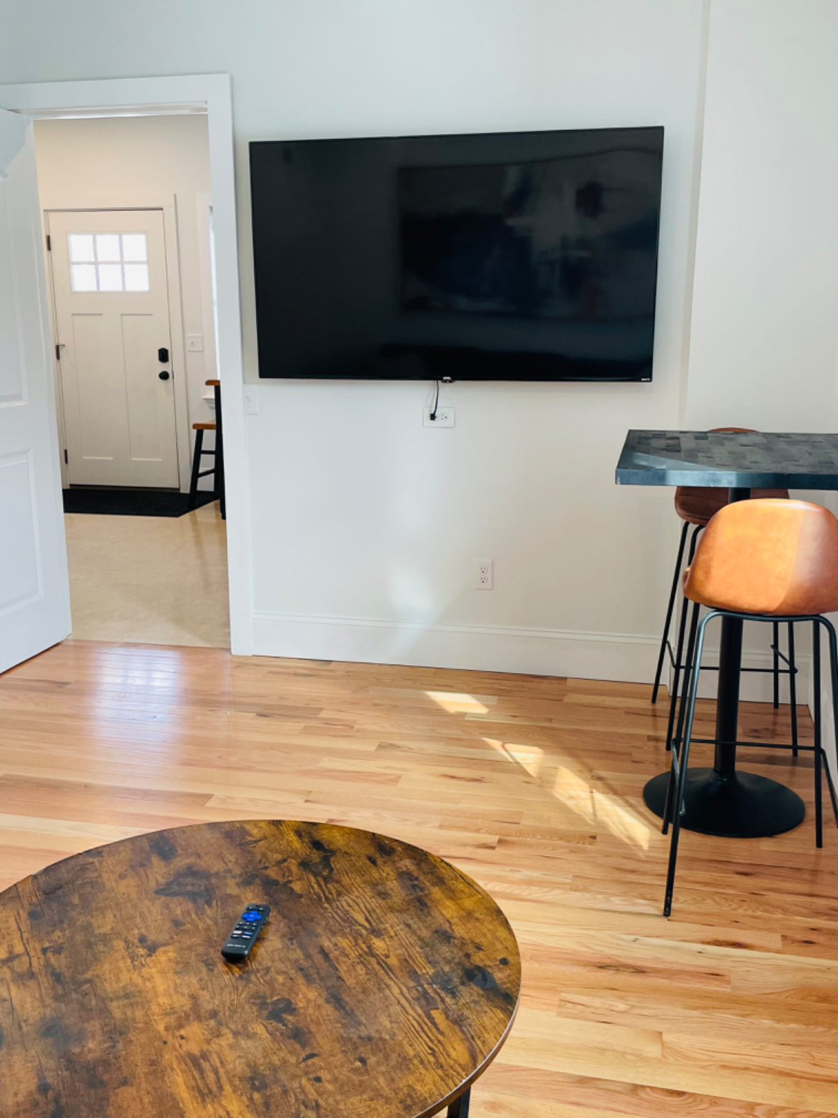 Newly remodeled 1 BED/1BATH (entire unit) - Photo 5