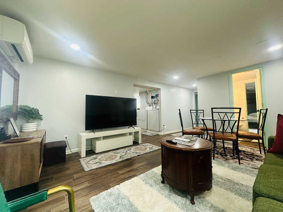 2 Bed 2 Bath Pet friendly Rental Unit - Photo 4