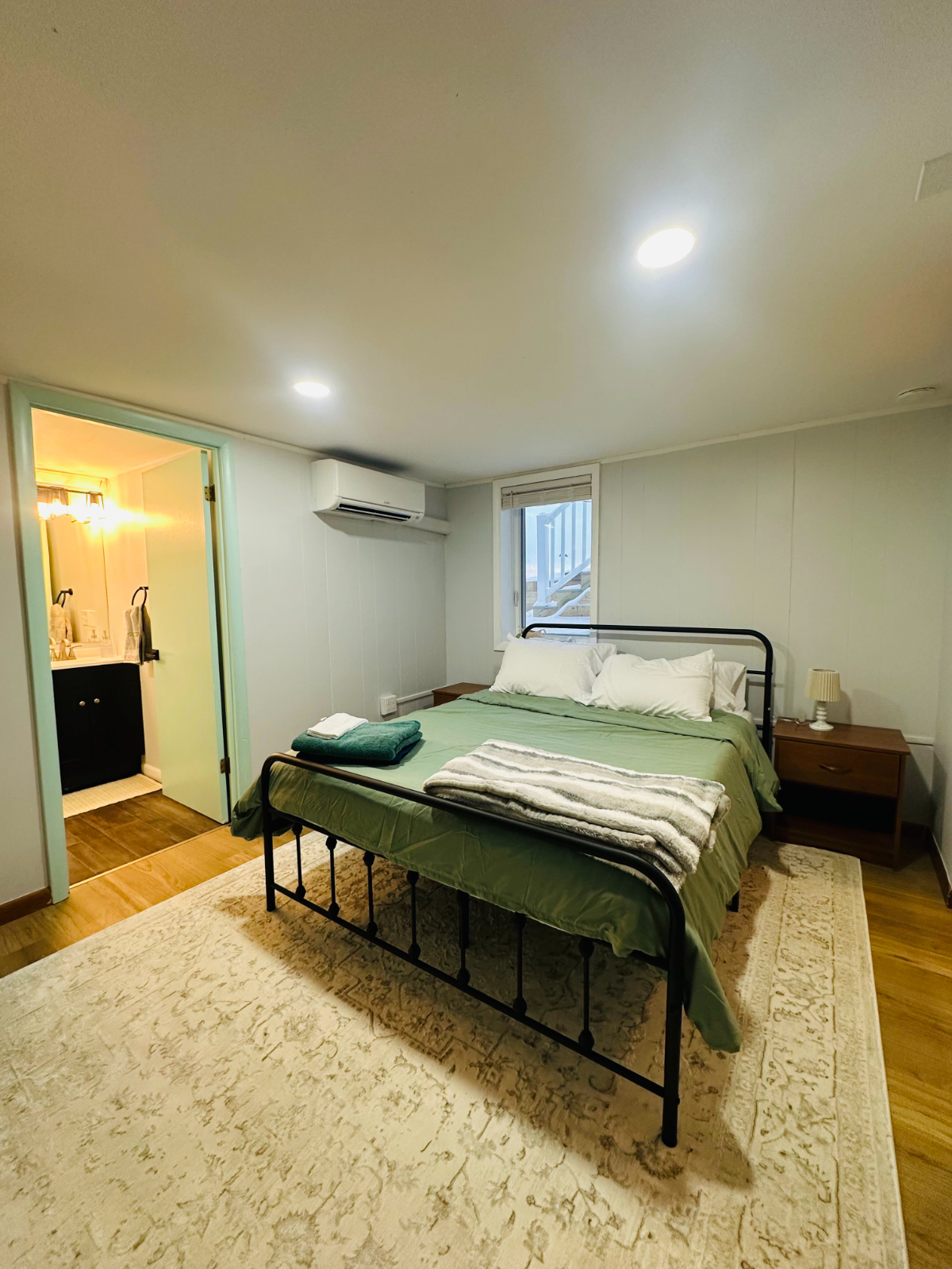 2 Bed 2 Bath Pet friendly Rental Unit - Photo 11
