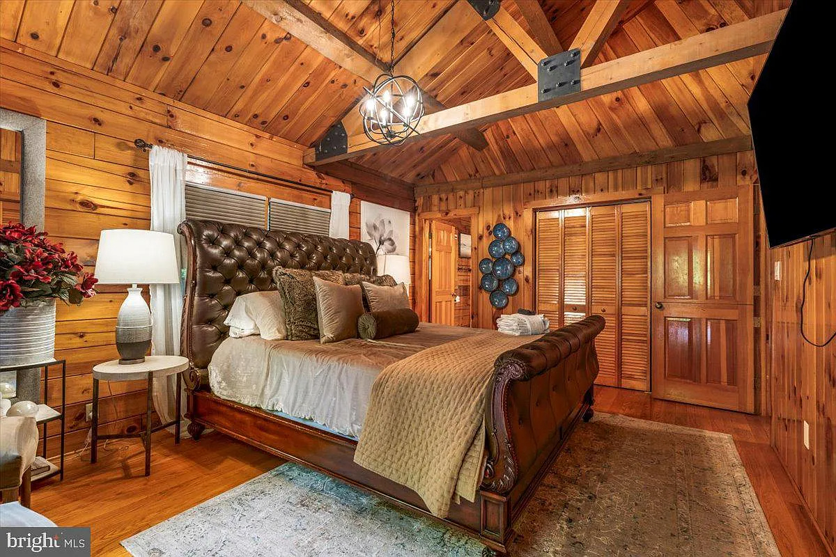 Your Private Escape, A Secluded Log Cabin Retreat - Photo 11