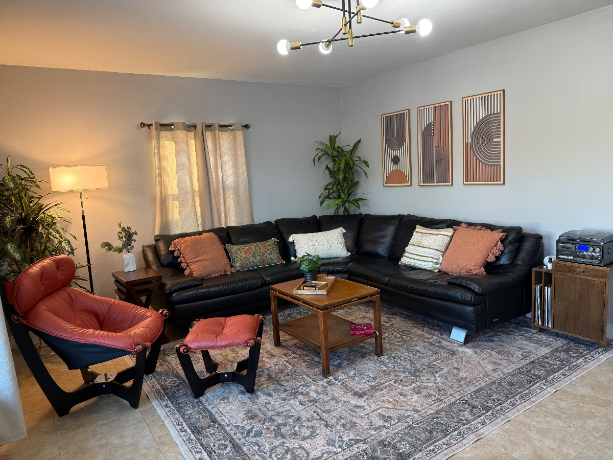 DOWNTOWN MESA 2  BEDROOM HOUSE - Photo 6