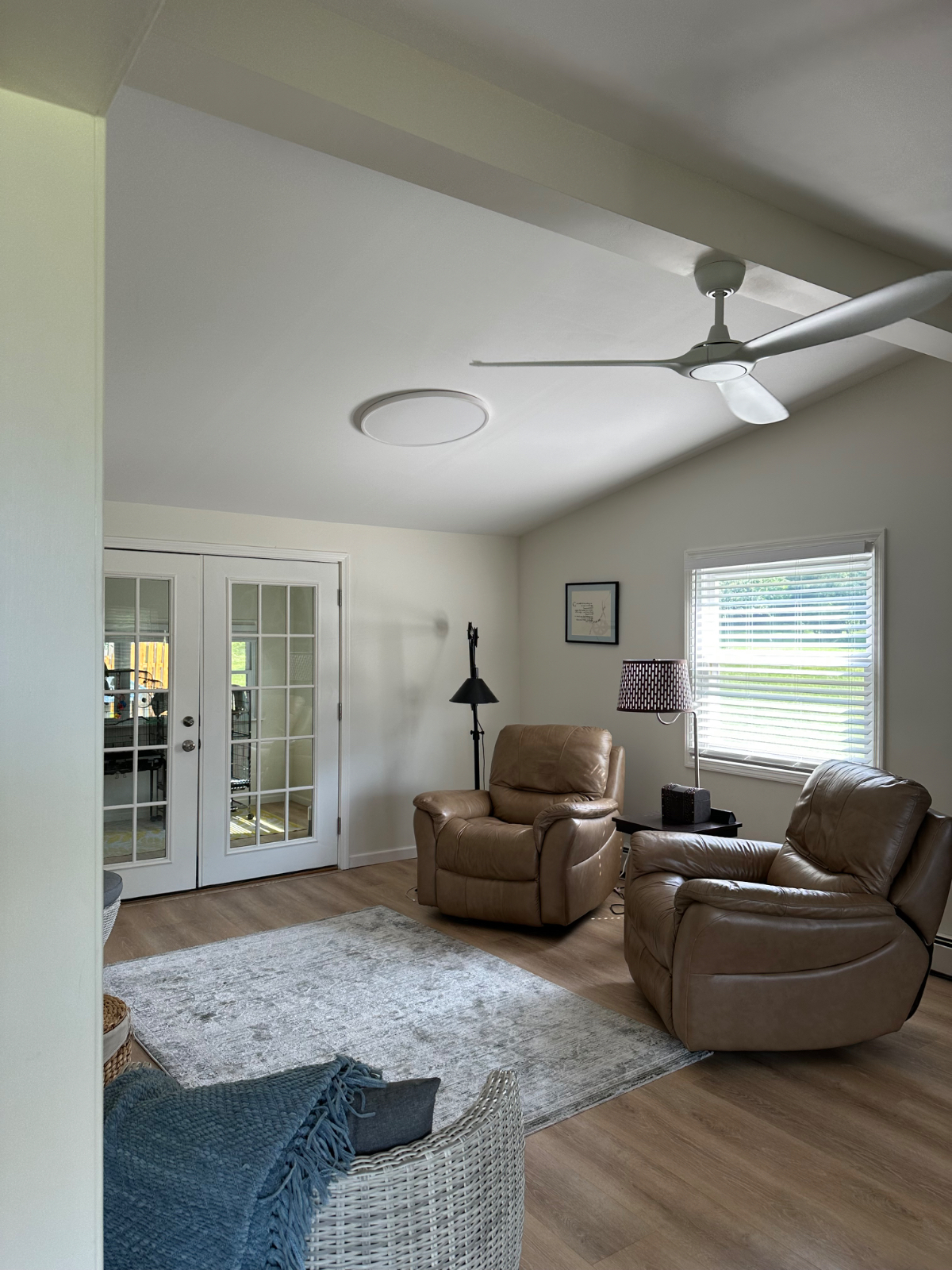 Bright, Updated Home With Smart TV, Outdoor Living, Peaceful Vibe, & Pet Friendly - Photo 3