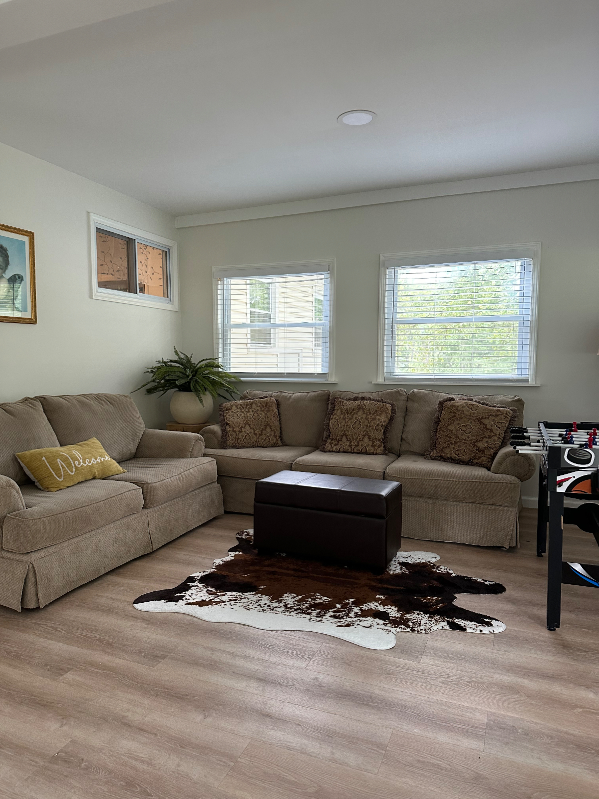 Bright, Updated Home With Smart TV, Outdoor Living, Peaceful Vibe, & Pet Friendly - Photo 2