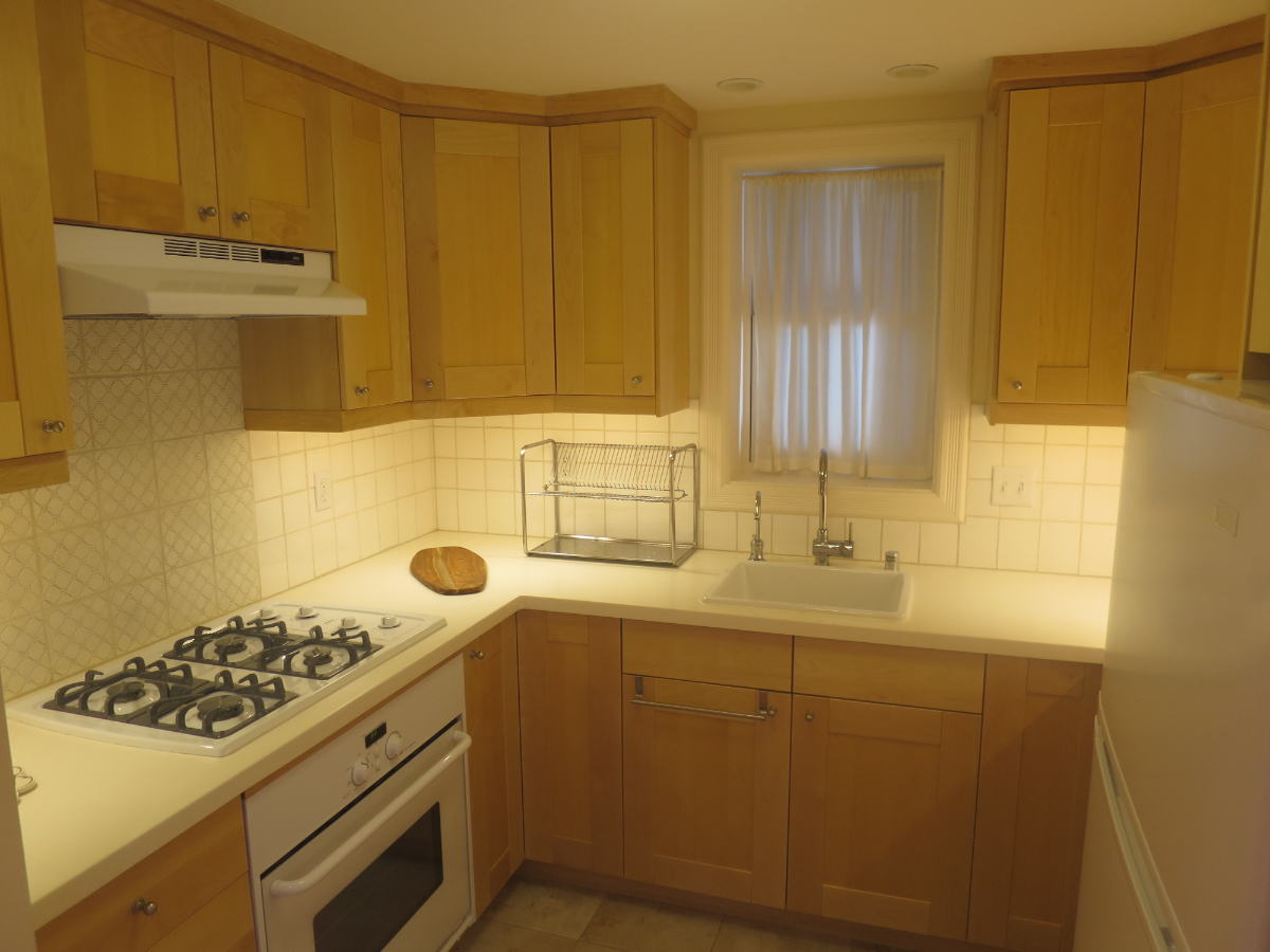Lovely & homey 1BR apartment with kitchen in Cole Valley, San Francisco - Photo 3